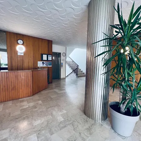 Апартаменты Modern Near The In Italy