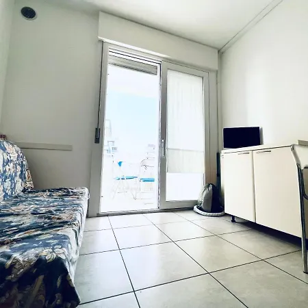 Modern Near The In Italy * Лидо-ди-Езоло